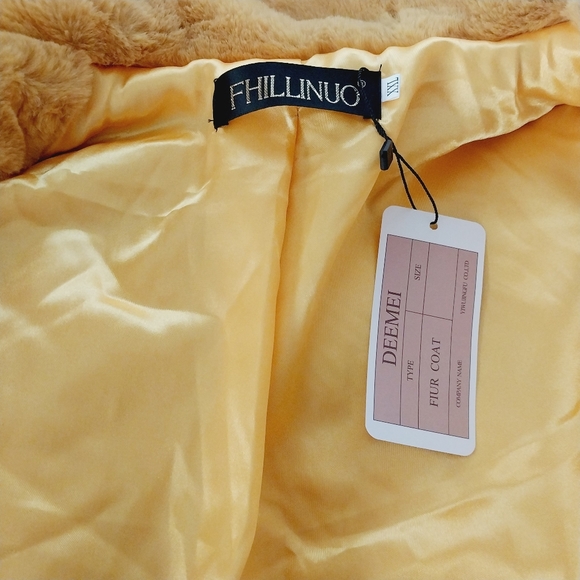NWT Yellow Gold Faux Fur Teddy Jacket - Picture 3 of 6